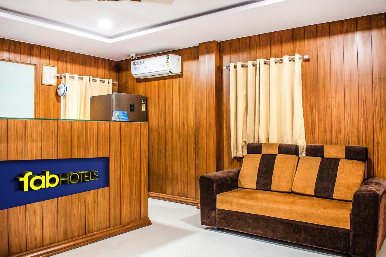 Fabexpress Sri Lakshmi Deluxe Sivarampalli Hyderabad Exterior foto